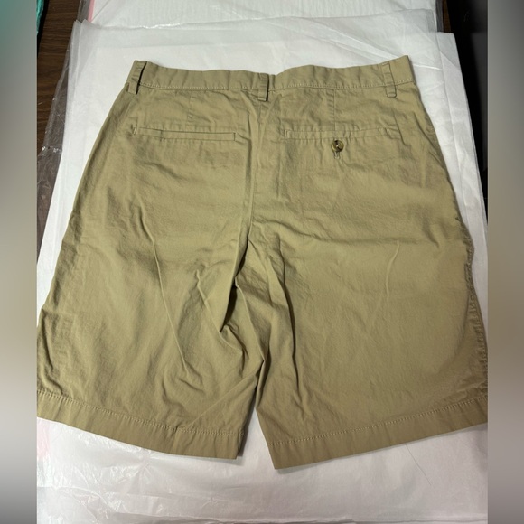 Banana Republic Aiden Bermuda Short Tan 30 - Picture 2 of 4